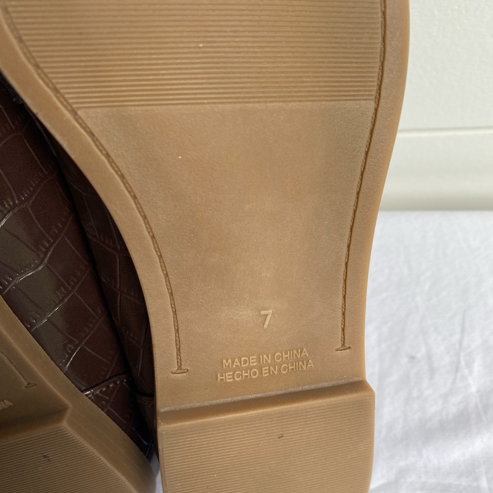 Chocolate Brown Croc Embossed Slip On Flat Classic City Loafers Size 7 Old Money - Picture 8 of 13
